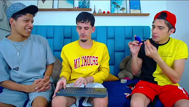 boy Dirty X online show from 03-05-26, 06:04