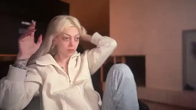 Melina Diamond online show from 01-13-26, 04:29