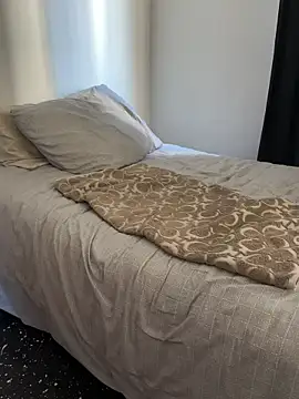 Snapshot of LiaCuti chatting on 02-14-26, 10:56 LiaCuti online show from 02-14-26, 10:56