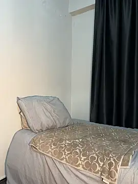 Snapshot of LiaCuti chatting on 02-14-26, 11:01 LiaCuti online show from 02-14-26, 11:01