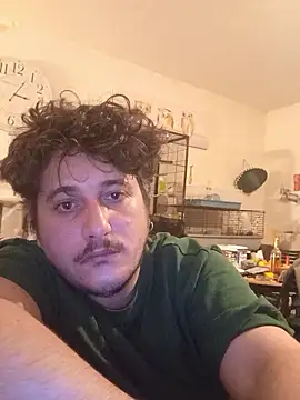 Snapshot of damslebambou1 chatting on 01-12-26, 02:06 damslebambou1 online show from 01-12-26, 02:06