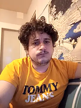 Snapshot of damslebambou1 chatting on 03-01-26, 05:59 damslebambou1 online show from 03-01-26, 05:59