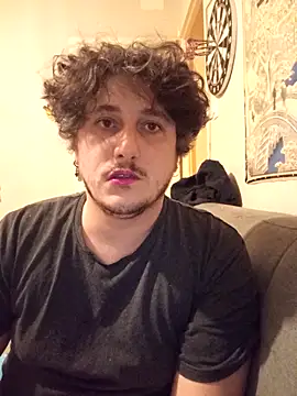 Snapshot of damslebambou1 chatting on 03-05-26, 02:07 damslebambou1 online show from 03-05-26, 02:07