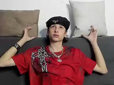 cirosky elchicopolla online show from 12-20-25, 03:46