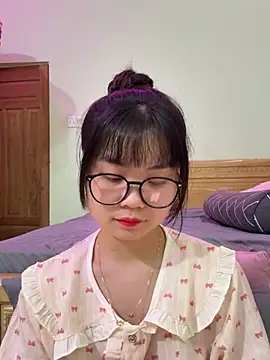    KARA    online show from 04-14-26, 03:56