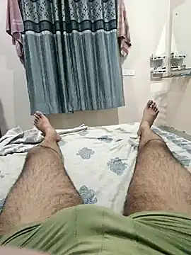 Tall7boy7 online show from 04-22-26, 05:36