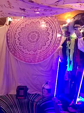 Snapshot of infinirose chatting on 03-15-26, 07:47 infinirose online show from 03-15-26, 07:47