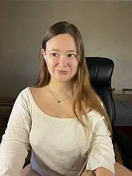 Snapshot of CaramelleSugarr chatting on 02-15-26, 12:47 CaramelleSugarr online show from 02-15-26, 12:47