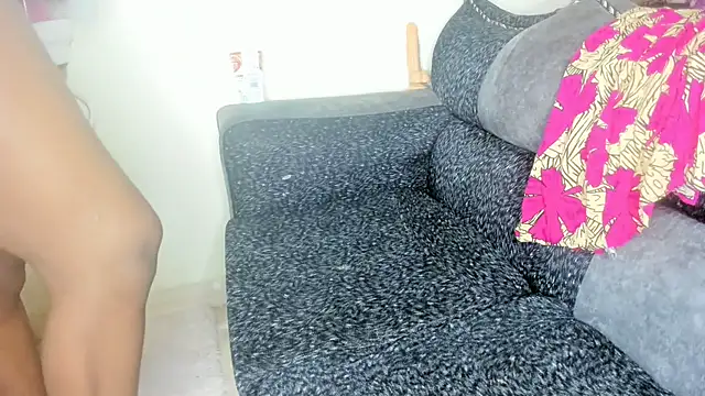 Tshanduk online show from 04-25-26, 07:22