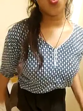Geeta rani79 online show from 04-21-26, 03:02