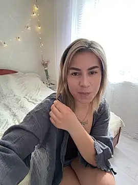 Roxi Joy online show from 03-19-26, 10:41