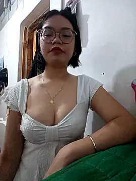 lwkfine online show from 12-20-25, 05:53