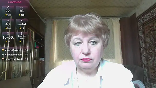 Casey peach online show from 04-25-26, 02:03