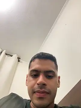 Snapshot of HotWhisper22 chatting on 12-18-25, 03:45 HotWhisper22 online show from 12-18-25, 03:45