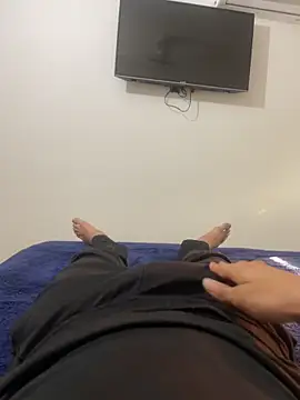 Snapshot of HotWhisper22 chatting on 03-18-26, 12:19 HotWhisper22 online show from 03-18-26, 12:19