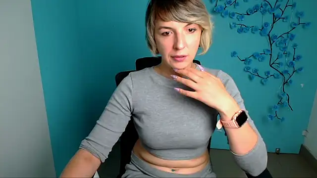Lana Foxyy online show from 05-21-26, 12:23