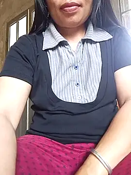 Maikha08 online show from 06-06-26, 07:02