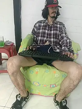 sk8-boy online show from 03-17-26, 03:04