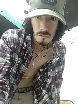 sk8-boy online show from 05-04-26, 04:03