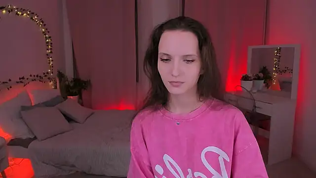 Ariadna Shy online show from 01-12-25, 10:33