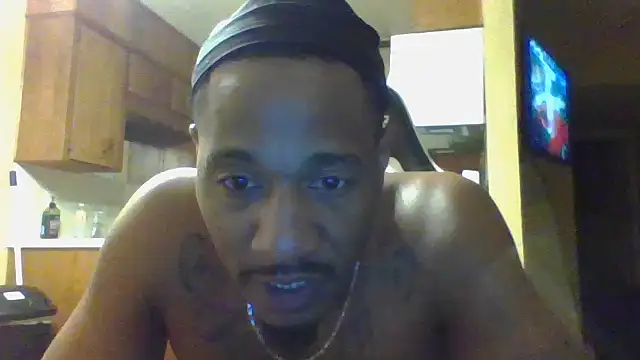 Snapshot of KingDes55 chatting on 01-17-26, 12:48 KingDes55 online show from 01-17-26, 12:48