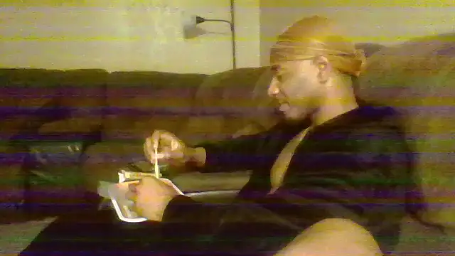 Snapshot of KingDes55 chatting on 02-21-26, 12:17 KingDes55 online show from 02-21-26, 12:17