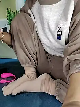 Snapshot of hi-miki chatting on 01-07-26, 02:58 hi-miki online show from 01-07-26, 02:58