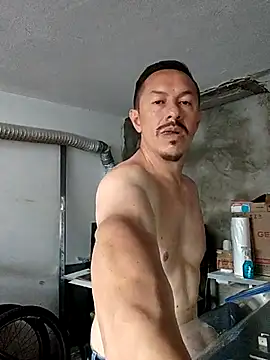 L hotcream online show from 04-22-26, 05:14