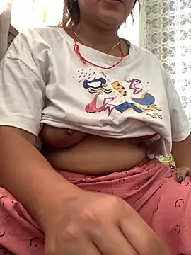 missmisha01 online show from 04-24-26, 03:53