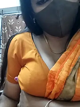 Snapshot of tamilrojaodi chatting on 04-27-26, 10:19 tamilrojaodi online show from 04-27-26, 10:19