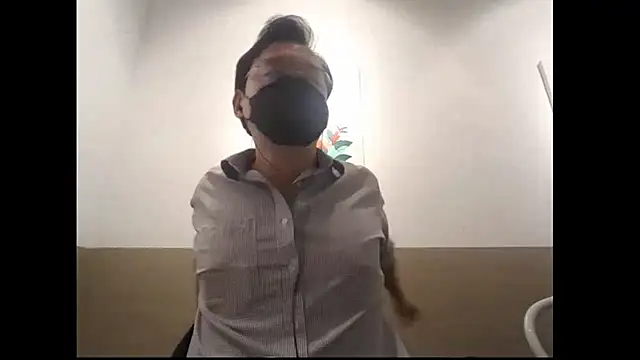 littlegoddyboy online show from 02-11-26, 04:39