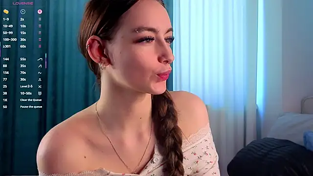 BeckiMacreno online show from 04-29-26, 04:38