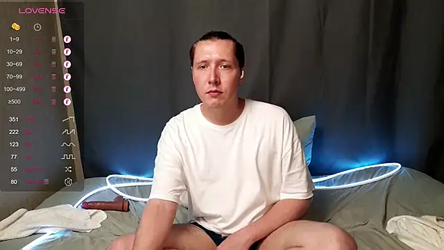NakedIsaac online show from 06-17-26, 08:54