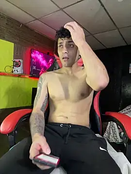 Snapshot of JustynAle2025 chatting on 01-17-26, 10:57 JustynAle2025 online show from 01-17-26, 10:57