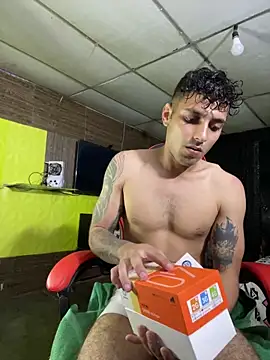 Snapshot of JustynAle2025 chatting on 02-26-26, 11:15 JustynAle2025 online show from 02-26-26, 11:15