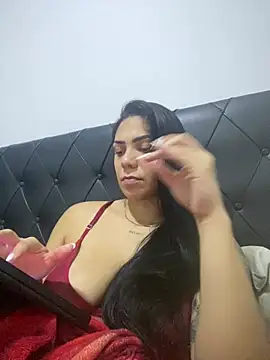 Snapshot of Nini_ chatting on 05-23-26, 12:38 Nini online show from 05-23-26, 12:38