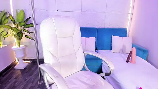 Mia Ness online show from 01-10-26, 12:29