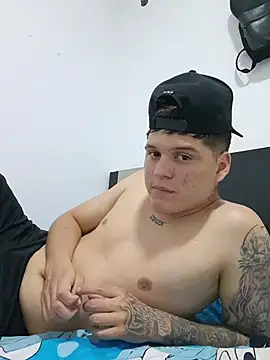 Snapshot of BABY_SKIN chatting on 12-18-25, 02:28 BABY SKIN online show from 12-18-25, 02:28