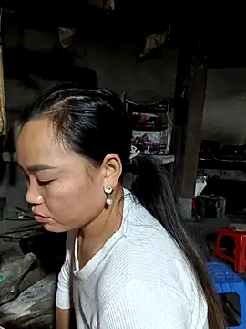 Snapshot of Linkdak2 chatting on 12-19-25, 11:01 Linkdak2 online show from 12-19-25, 11:01