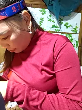 Snapshot of Linkdak2 chatting on 12-20-25, 12:01 Linkdak2 online show from 12-20-25, 12:01