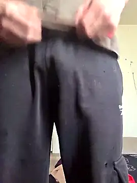 Snapshot of Mr_fromtheback chatting on 03-06-26, 03:41 Mr fromtheback online show from 03-06-26, 03:41