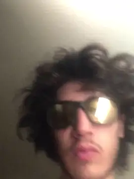 Snapshot of Mr_fromtheback chatting on 03-11-26, 05:30 Mr fromtheback online show from 03-11-26, 05:30