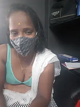 Snapshot of Nithyaredy chatting on 12-20-25, 07:59 Nithyaredy online show from 12-20-25, 07:59