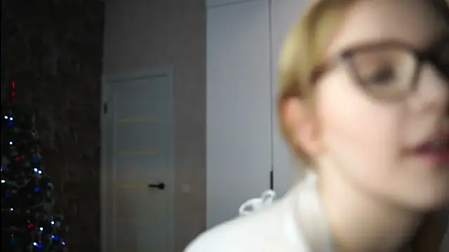 Kristy mysti online show from 12-20-25, 05:31