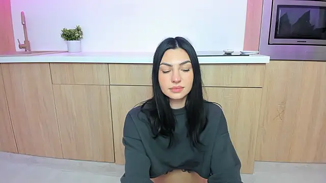 Baby Ava  online show from 02-01-26, 08:51