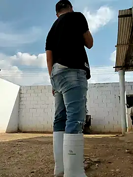 PIGHIGHDIRTY p0 online show from 04-24-26, 07:49