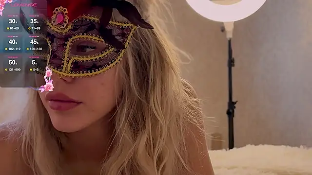 ScoobeDeDoo online show from 01-07-26, 01:13