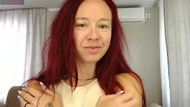 Snapshot of Spoty_Kate_ chatting on 07-10-26, 01:54 Spoty Kate online show from 07-10-26, 01:54