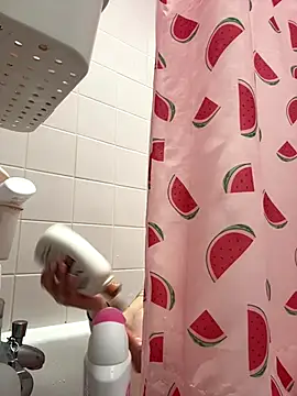 LilyLuck  online show from 01-06-26, 11:40