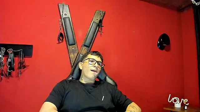 anddy024  online show from 12-20-25, 03:46